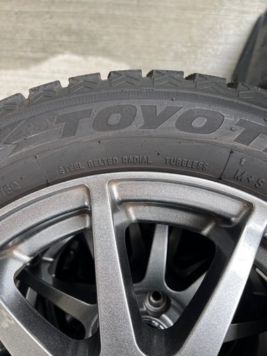 スタッドレスタイヤ　（TOYO GIZ2）155/65r14