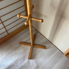 ピエロ　木製ポールハンガー　洋服掛け　ハンガーラック　帽子掛け　レトロの画像