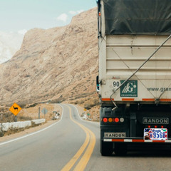 横田基地 日米友好祭2025限定グッズ　United We St...