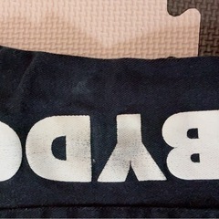 100サイズジーパン2枚の画像