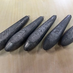 未使用品 船釣り用 シンカー オモリ 鉛 300号 5点 まとめて 釣船 片カン 胴付 ③の画像