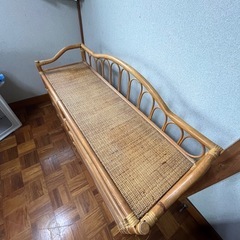 籐のタンス
の画像