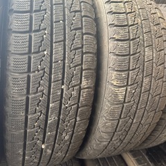 タイヤ4本セットの画像
