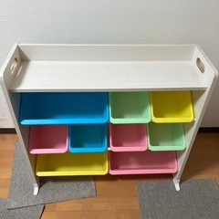 <あげます>おもちゃ棚の画像