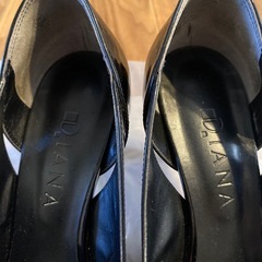 ダイアナ　ブラックオープントゥパンプスの画像