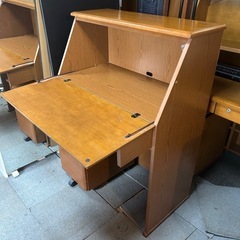 ライティングデスク　の画像