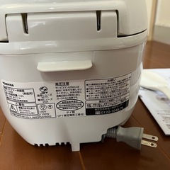 2024年製美品★東芝 炊飯器5.5合　RC -10HK の画像