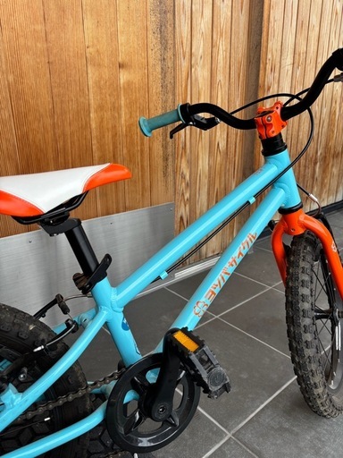ヨツバサイクル　16サイズ　子供自転車