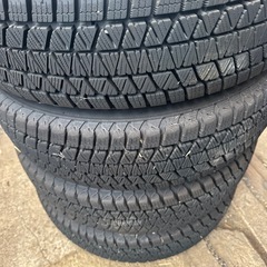 スタッドレスタイヤ４本セットの画像