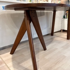 ダイニングテーブル（楓の森）の画像