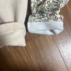 ハローキティ　総柄レギンス80　まとめ売り　80 女の子保育園着　kittyの画像