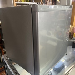 TOHOTAIYO 1ドア冷凍庫 容量32L 2020年製 フリーザー 冷凍ストッカー W474 D447 H496 ノンフロン 直冷式 動作確認済 中古品 ③の画像