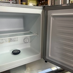 TOHOTAIYO 1ドア冷凍庫 容量32L 2020年製 フリーザー 冷凍ストッカー W474 D447 H496 ノンフロン 直冷式 動作確認済 中古品 ③の画像