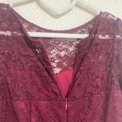 タイトドレスの画像