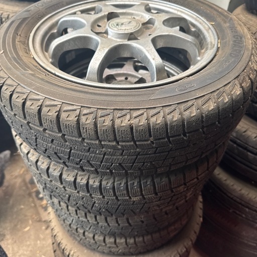 スタッドレスタイヤ4本セット