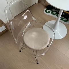 テーブルw60 椅子　座布団の画像