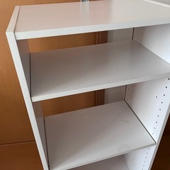 3段　収納棚の画像