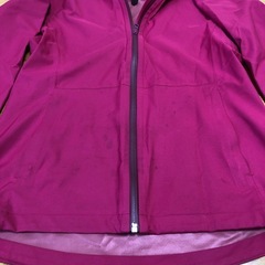 ユニクロ　レディース　ブロックテックパーカ　 Mの画像