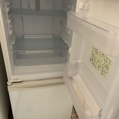 シャープ冷蔵庫　2ドア　2018年製の画像