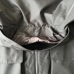 GU ジャケットコートの画像