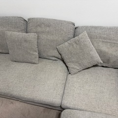 グレーソファ（オットマン付き）の画像