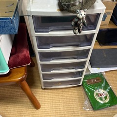 カラーボックス　収納色々の画像