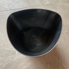 無料　電動開閉ゴミ箱　ジャンクの画像