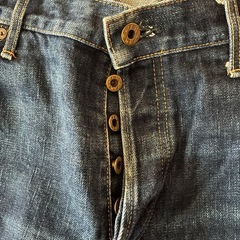 ジャパンブルー赤耳の画像