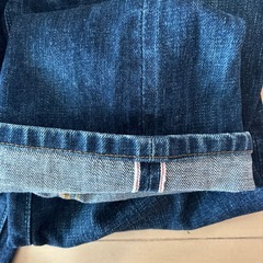 ジャパンブルー赤耳の画像