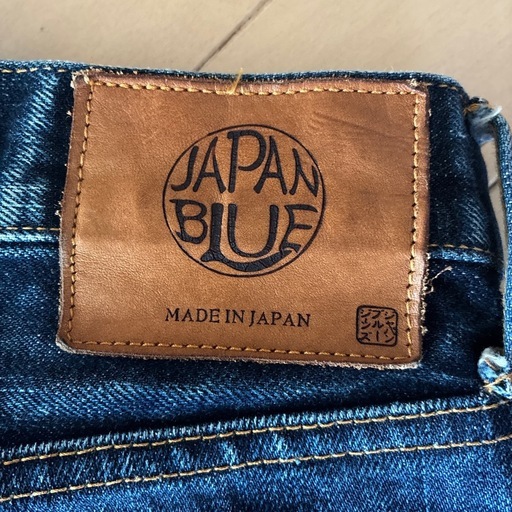 ジャパンブルー赤耳