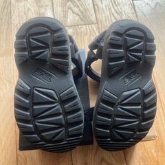 teva サンダル　13cmの画像