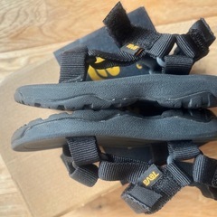 teva サンダル　13cmの画像