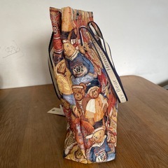 セレクトショップ　くま総柄　トートバッグ　の画像