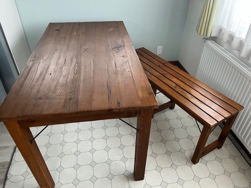 ナチュリエスタジオ　ジョンソンストア　
ダイニングテーブルセット