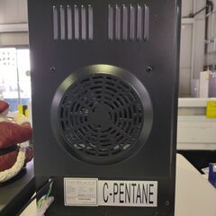 ジャングル×2和泉大型良品館 ビズライフ　PlusQ ワインセラー　 8ボトル 　BWC-008　2022年製【R-189】の画像