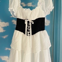 SHEIN 地雷系盛りワンピースの画像