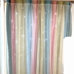 一体型 カーテン 遮光 レース 透かし彫り星 姫系 レインボー プリンセス 星空の画像