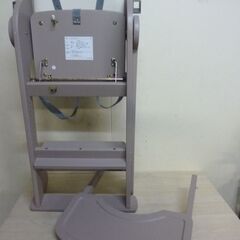 2-1-1　未使用/新品　アウトレット　ベビーチェア 折りたたみ 天然木 テーブル 立ち上がり防止 5点式ベルト 高さ調整 足置き クッション 付き ハイチェア グローアップチェアの画像