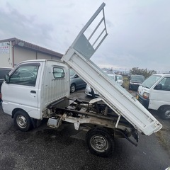 ミニキャブダンプH9年　マニアル4WD 車検2年付き　走行8万km.の画像