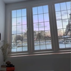 ホワイト 円筒形プロジェクター 本体 リモコン付きの画像