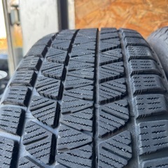 バリ山　BRIDGESTONE ブリヂストン　ブリジストン　　DM-V3 235/55R18 スタッドレス　タイヤ　2019年製　18インチの画像