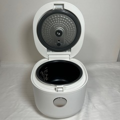 YAMADA SELECT 炊飯器 2023年製  の画像