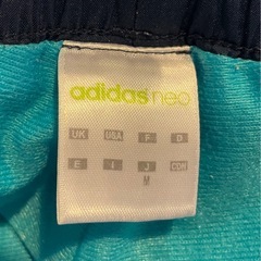 adidas パンツの画像
