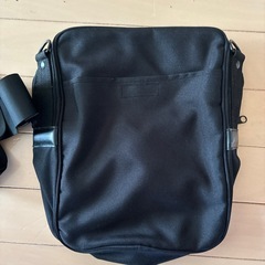 ショルダーバッグの画像