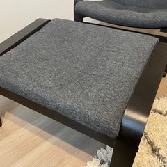 取りに来られる方限定！IKEA製POÄNG ポエング パーソナルチェア+オットマンのご紹介です！の画像
