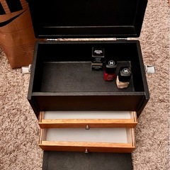 shu uemura購入　　メイクボックスの画像