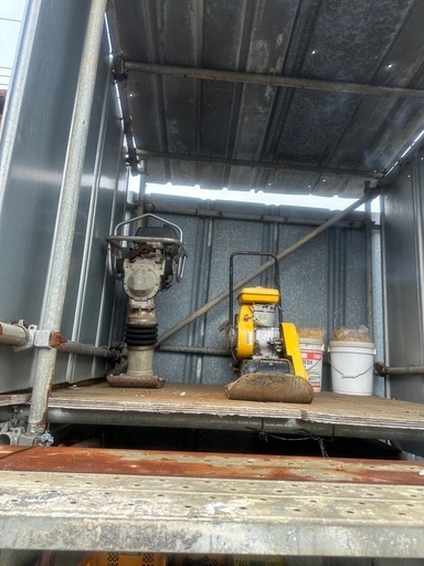 プレート　　　ランマー