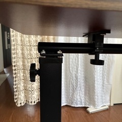 昇降式サイドテーブルの画像