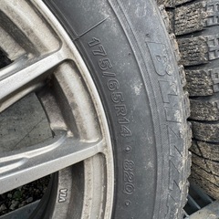アルミスタッドレスVRX４本セット175/65R14の画像