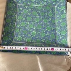 食器　皿の画像